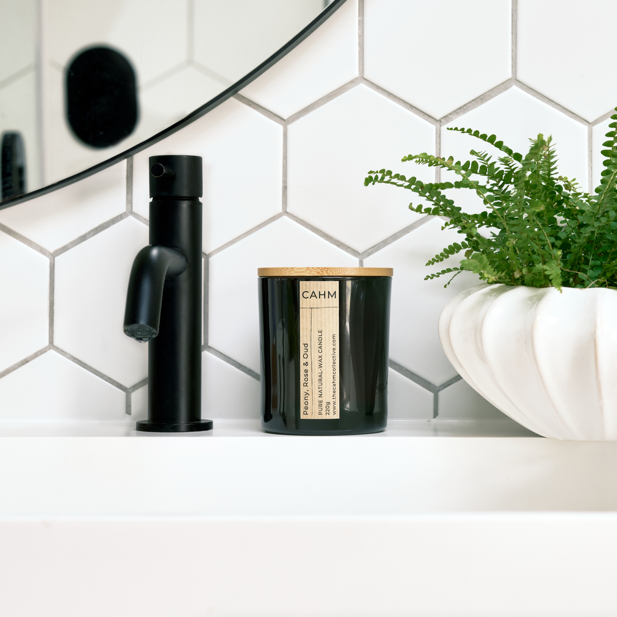 Peony Rose & Oud Candle - Amber Glass